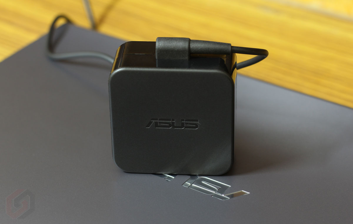 Asus VivoBook14 Charger2