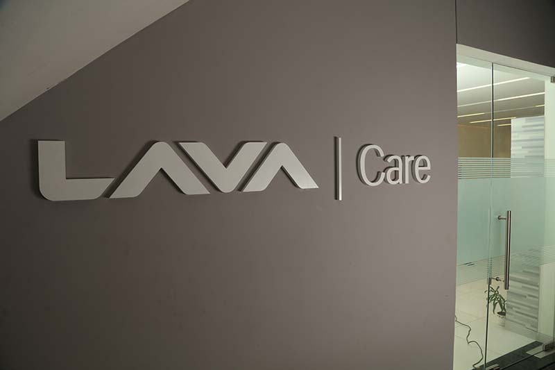 lava women operated service center