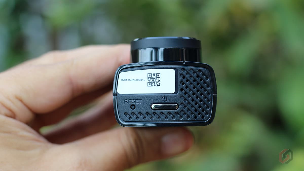 Qubo Dashcam Pro 4K Power Button