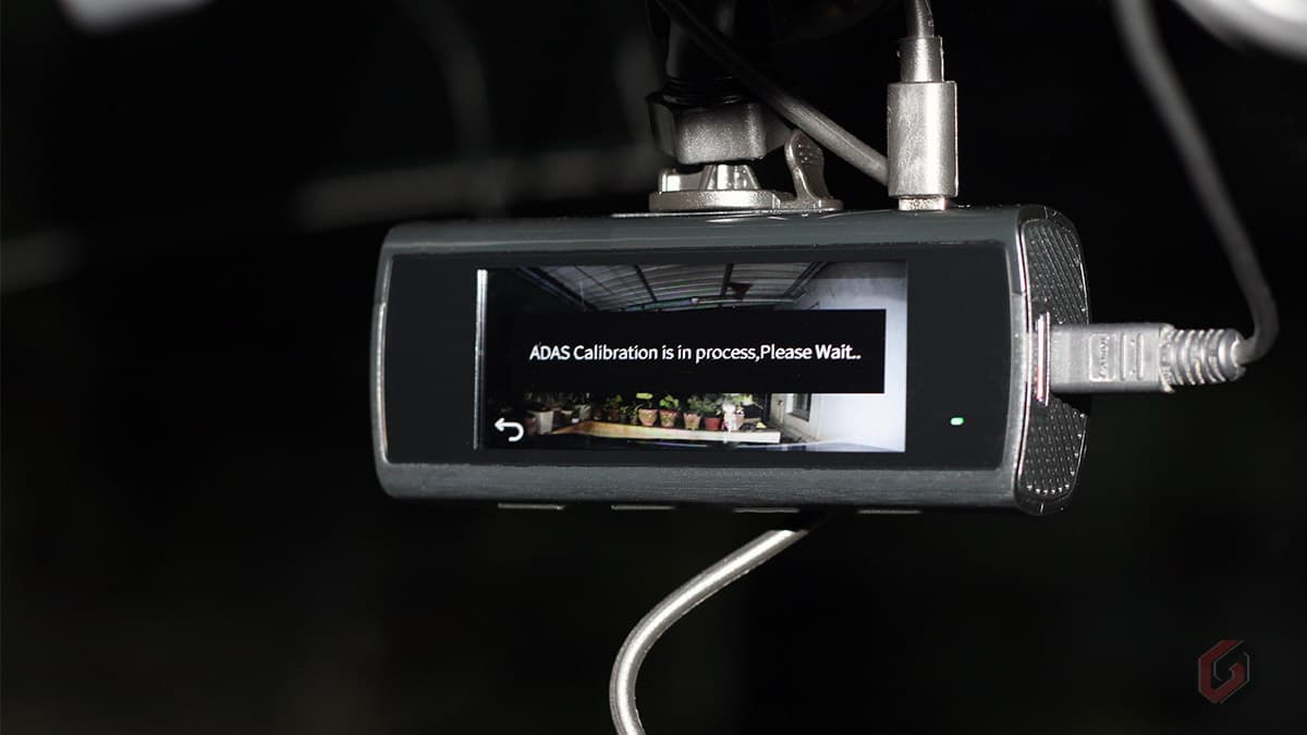 Qubo Dashcam Pro 4K In Car Mount